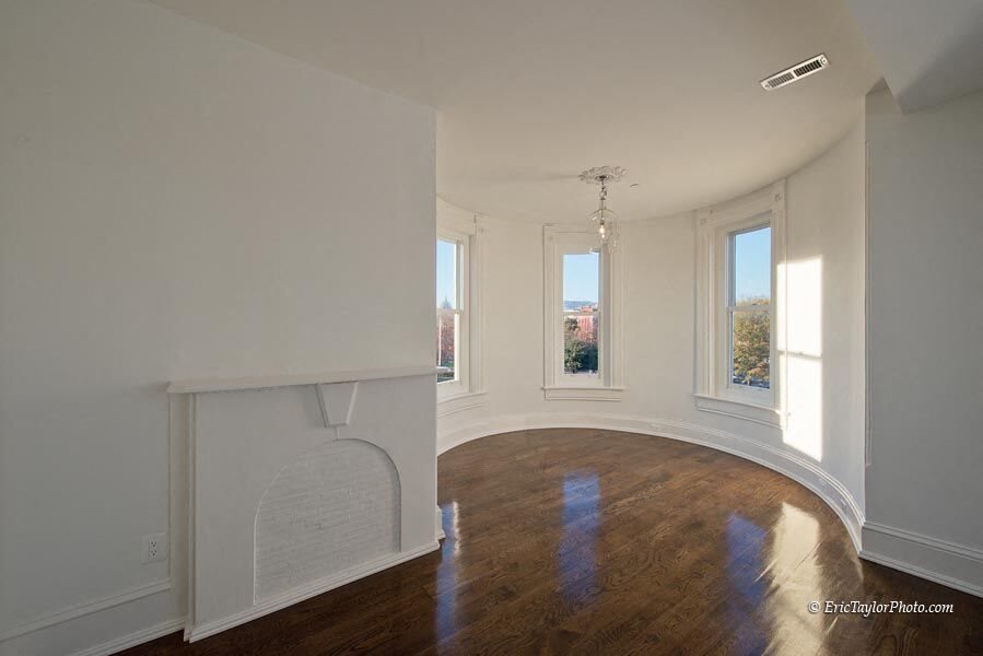 Gallery Photo 1